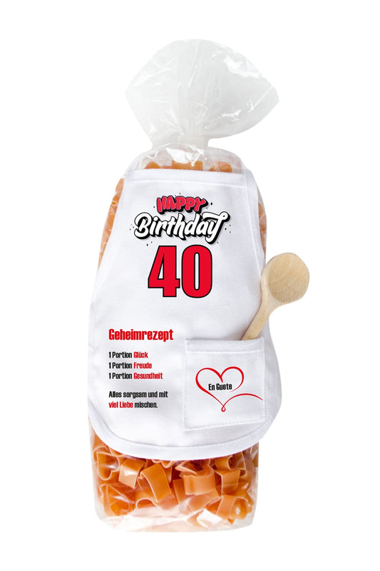 Pasta zum 40. Geburtstag in Herzchenform! Kreative Verpackung mit kleiner Schuerze. Die Mini-Kochschuerze ist bedruckt mit der Aufschrift: Happy Birthday 40 und einem Geheimrezept. Diese Herz Teigwaren sind ein absolut leckeres Geschenk.