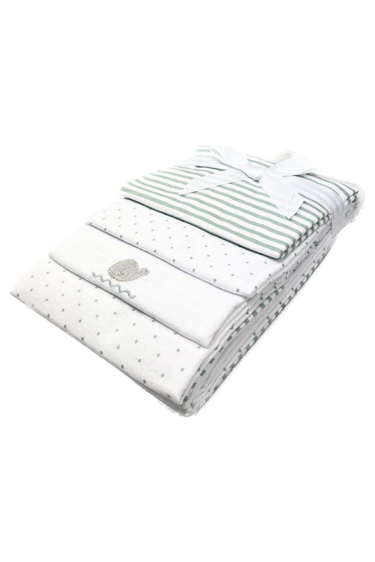 Diese Baby Moltontuecher (4er-Set). Motiv Wal. Die Tuecher sind schoen verpackt mit einer Masche. Einfach ein tolles und praktisches Geschenk fuer Babys, Neugeborene und Kleinstkinder.