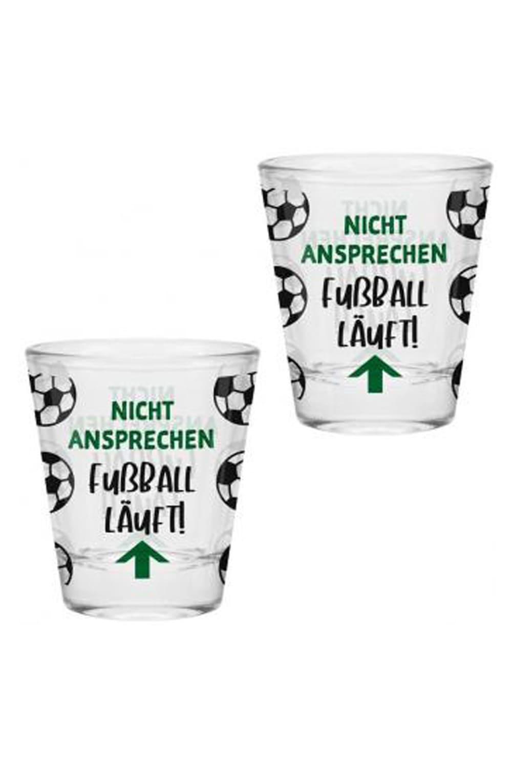 Das Fussball Schnapsglas mit witzigem Spruch: Nicht ansprechen, Fussball laeuft. Das Schnaps-Geschenk passt zu jedem Anlass, vorallem auch zur EM oder WM Zeit!