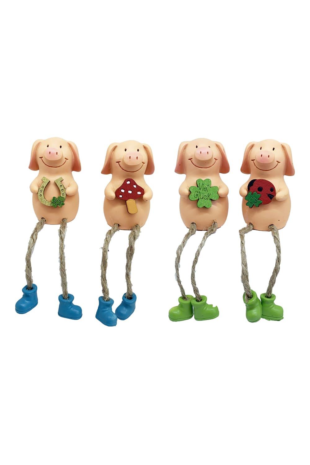 Diese herzigen Schweinchen sorgen fuer viel Glueck. Alle vier Schweinchen tragen was anderes bei sich. Die Kantenhocker Schweinchen gibt es im 4er-Set (1x Kleeblatt, 1x Hufeisen, 1x Glueckspilz, 1x Glueckskaefer). Lustige Gluecksbringer!