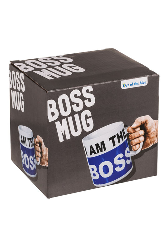 Die XXL Jumbo Tasse mit der Aufschrift: I AM THE BOSS. Die Keramik Spruchtasse ist verpackt in einer schoenen Kartonbox. Die Tasse hat eine Füllmenge von 1000 ml.