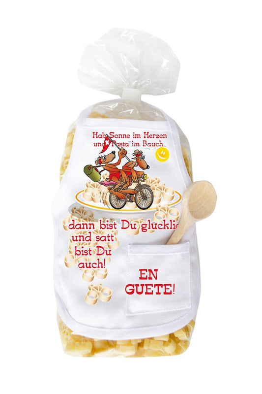 Die Pasta sind in einer Velo Form und in einer schoenen Verpackung mit Mini Kochschuerze. Auf der Schuerze steht der Spruch: Hab Sonne im Herzen und Pasta im Bauch, dann bist Du gluecklich und satt bist Du auch. Zusaetzlich befindet sich in der kleinen Tasche, ein kleiner Kochloeffel aus Holz. Originelles Nudelgeschenk!