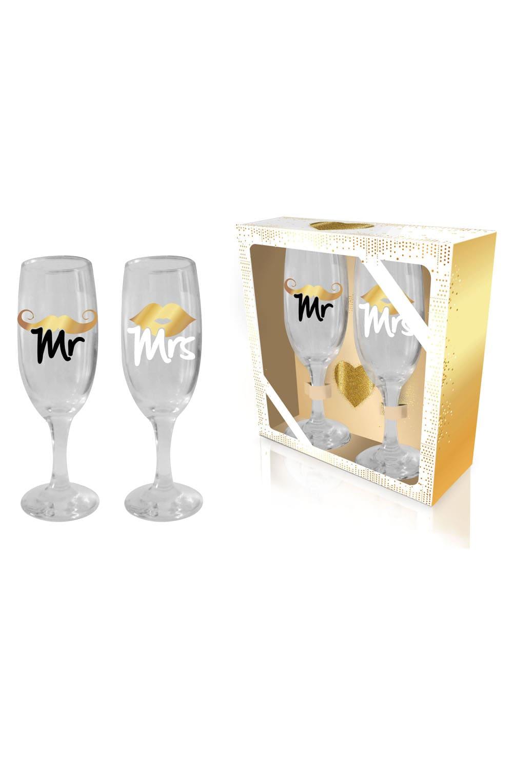 Das schoene Sektglas im 2er-Set kann beliebig mit anderen Geschenken kombiniert werden. Als kreative Geschenkidee koennte man zum Beispiel einen Sekt oder einen Prosecco dazuschenken. Zwei Sektglaeser bedruckt mit: Mr & Mrs. Ein kreatives Geschenk zur Hochzeit!