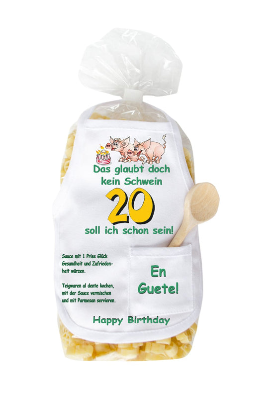 Die Pasta zum 20. Geburtstag sind in Form eines Schweinchen und in einer schoenen Verpackung. Auf der Mini Kochschuerze sind Schweine und eine Torte abgebildet sowie der Spruch: Das glaubt doch kein Schwein, 20 soll ich schon sein. Zusaetzlich befindet sich in der kleinen Tasche, ein kleiner Kochloeffel aus Holz.