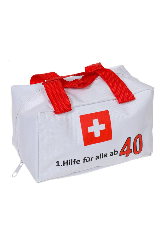 Eine witzige Geschenk Verpackung für den 40. Geburtstag. Die Notfall Tasche ist bedruckt mit der Geburtstagszahl und dem Spruch: 1. Hilfe fuer alle ab 40. Die Erste Hilfe Tasche kann beliebig gefuellt werden und laesst der Kreativitaet keine Grenzen.