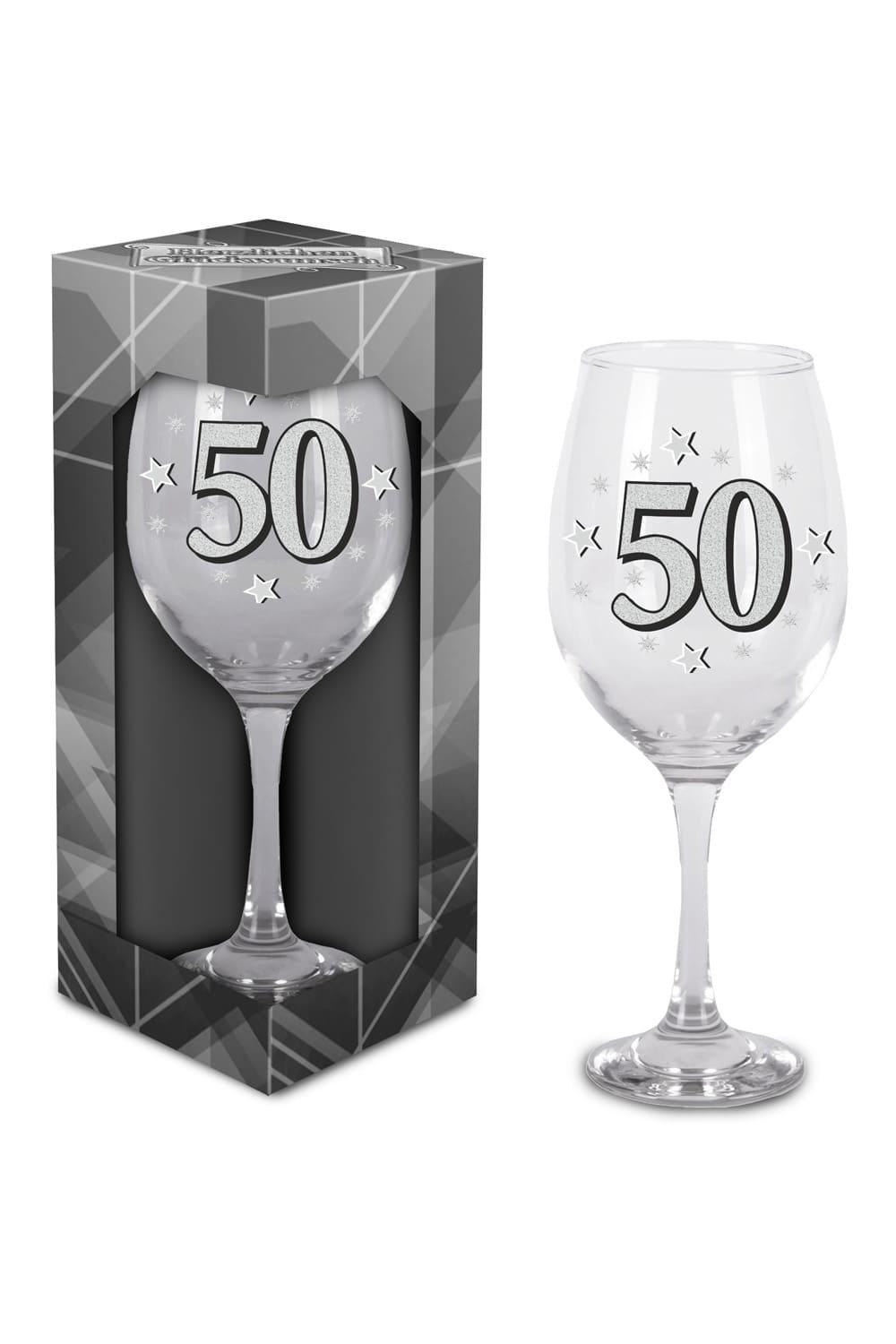 Dieses schoene Glas ist bedruckt mit der Zahl 50. Grosses Weinglas oder Cocktailglas zum 50. Geburtstag. Einzel verpackt in einem Geschenkkarton. Einfach ein kreatives Geschenk zum 50. Geburtstag oder zu einem Jubilaeum!