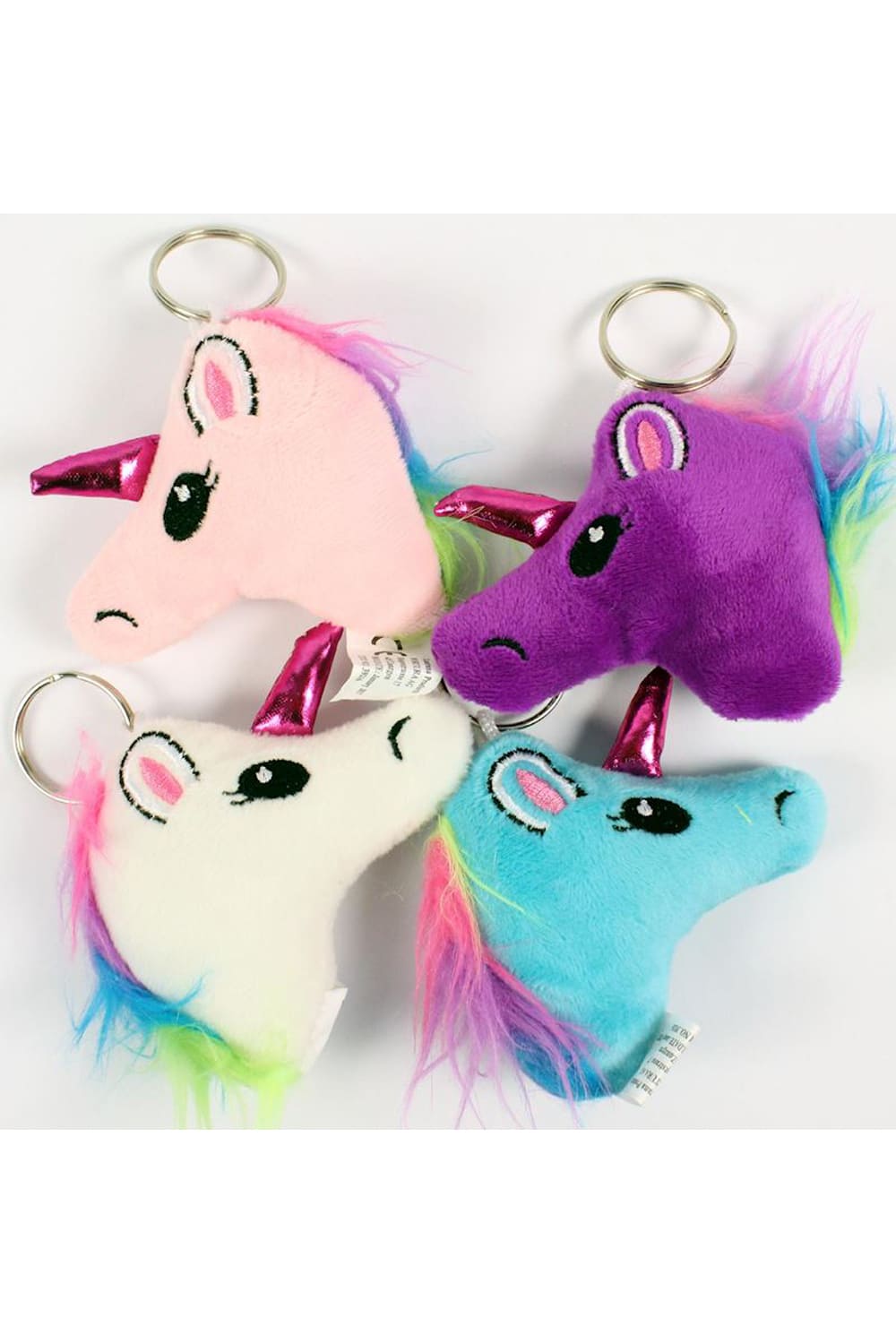 Suesss Einhorn Geschenk fuer Maedchen. Dieser Einhorn Schluesselanhaenger ist aus Pluesch und in verschiedenen Farben wie weiss, blau, violett, rosa.