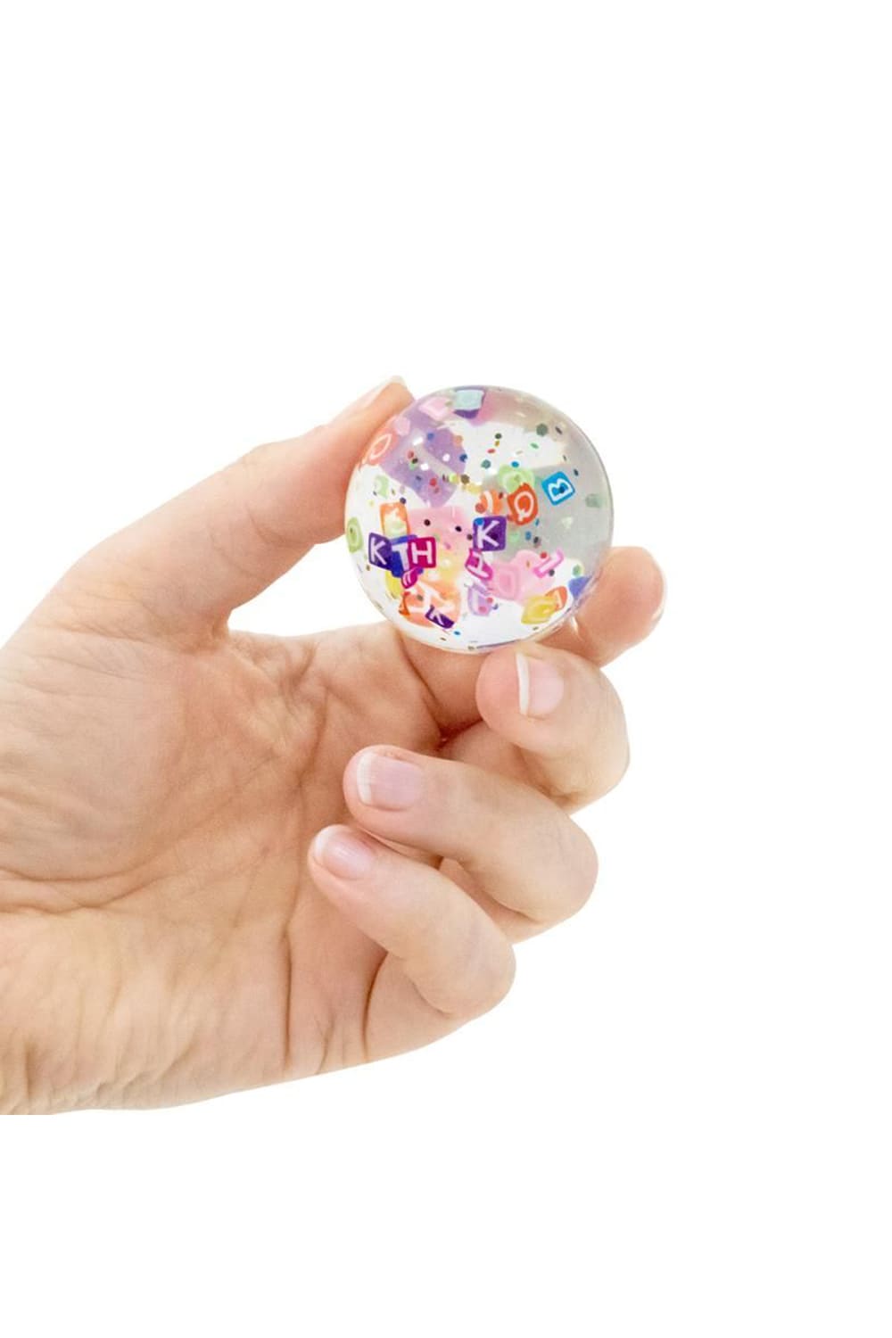 Buchstaben Gummiball mit Glitzer fuer den Schulstart. Perfektes Kindergeschenk. Buchstaben Huepfball.