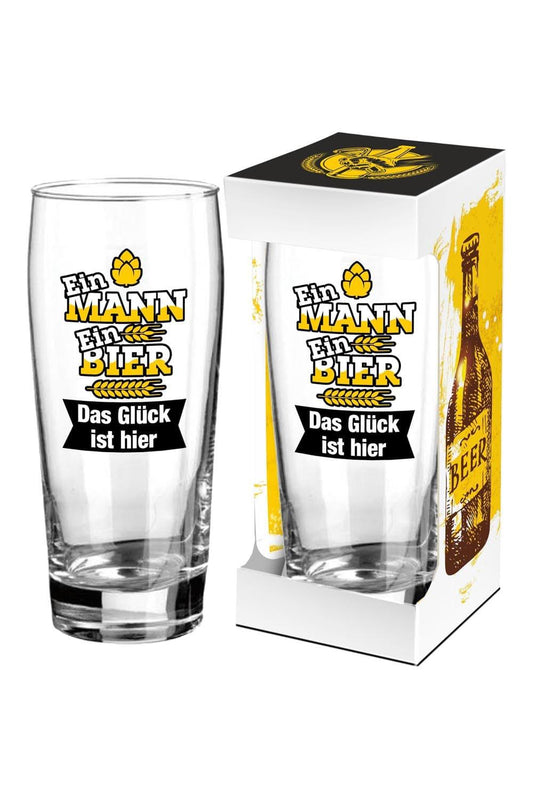 Dieses coole Geschenk ist einfach perfekt fuer alle Maenner, die gerne Bier trinken! Das Bierglas ist bedruckt mit dem Spruch: Ein Mann, ein Bier. Das Glueck ist hier!  Das Bier Spruchglas kann beliebig mit anderen Geschenken kombiniert werden. 