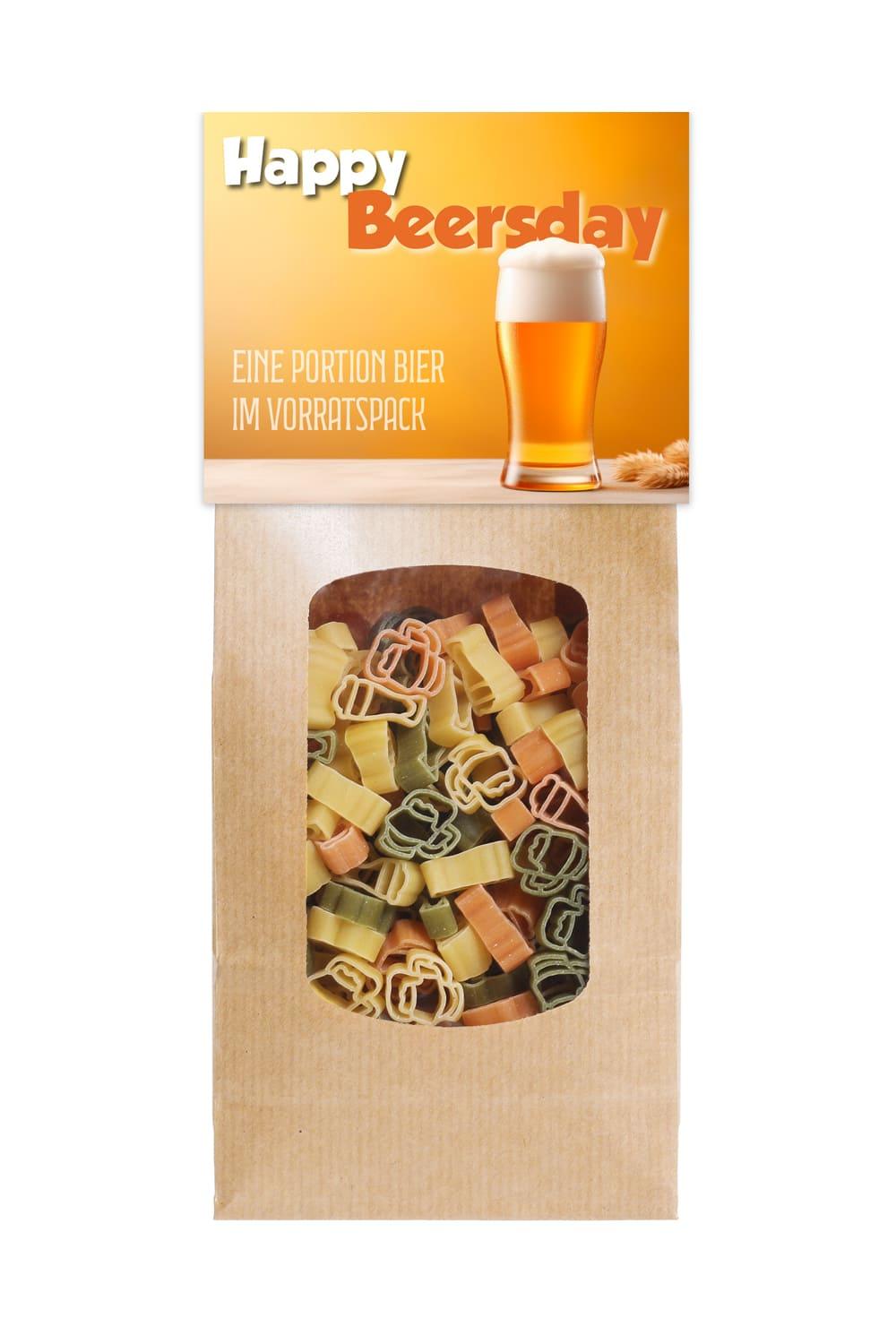 Die kreativen Pasta mit dem Spruch: Happy Beersday. Eine Portion Bier im Vorratspack, sind in einer schoenen Verpackung. Die leckeren dreifarbigen Motiv Nudeln sind in Form von Bierglaesern. Ideales Biergeschenk zum Geburtstag.