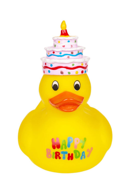 Diese Badeente traegt auf dem Kopf eine Geburtstagstorte und auf ihrem Entenkleid steht die Aufschrift: Happy Birthday. Die witzige Ente hat eine Groesse von 8 cm. Die Badeente ist ein treuer Begleiter fuer den Badespass und sie macht sich auch richtig gut als Dekoration im Badezimmer. Perfektes Geschenk zum Geburtstag! 