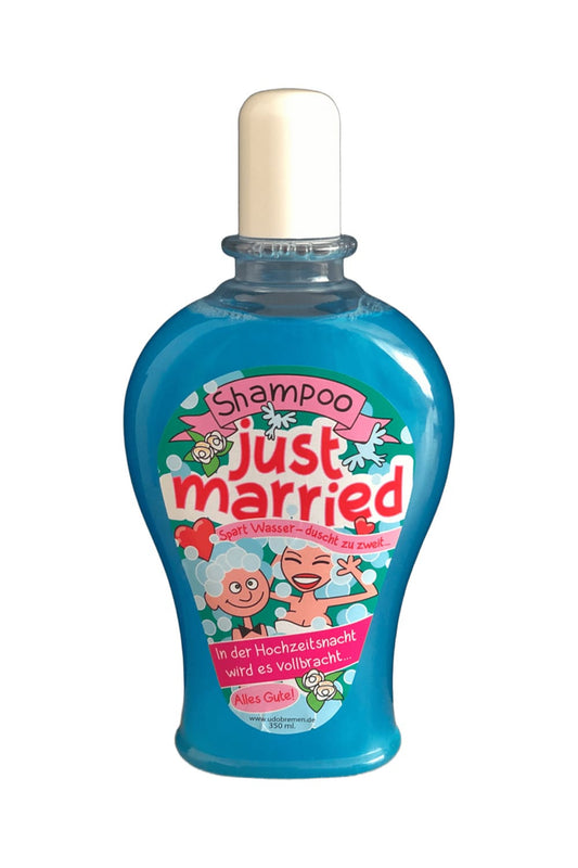 Dieses Spruch Duschmittel ist ein witziges Geschenk zur Hochzeit! Shampoo mit der Aufschrift: Just married. Spart Wasser, duscht zu zweit! In der Hochzeitsnacht wird es vollbracht. Alles Gute! 