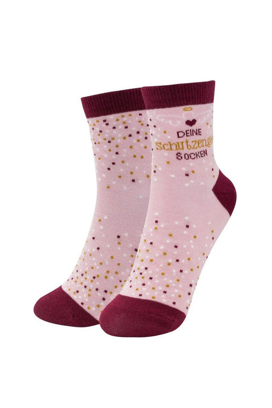 Die Zaubersocken sind gepresst in Engel-Form! Socken mit Motivdruck: ''Deine Schutzengel Socken''. Die Engel Socken sind der Einheitsgroesse (36 – 40). 